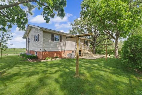 104 Choctaw Trail Loda IL 60948