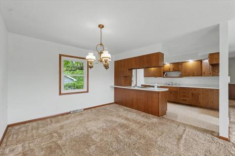 104 Choctaw Trail Loda IL 60948