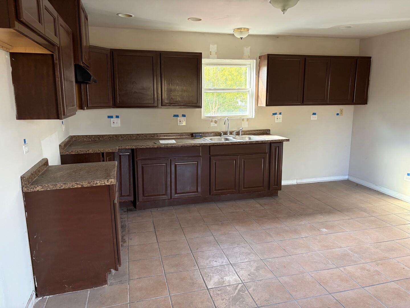 850 West 86th Place Chicago IL 60620