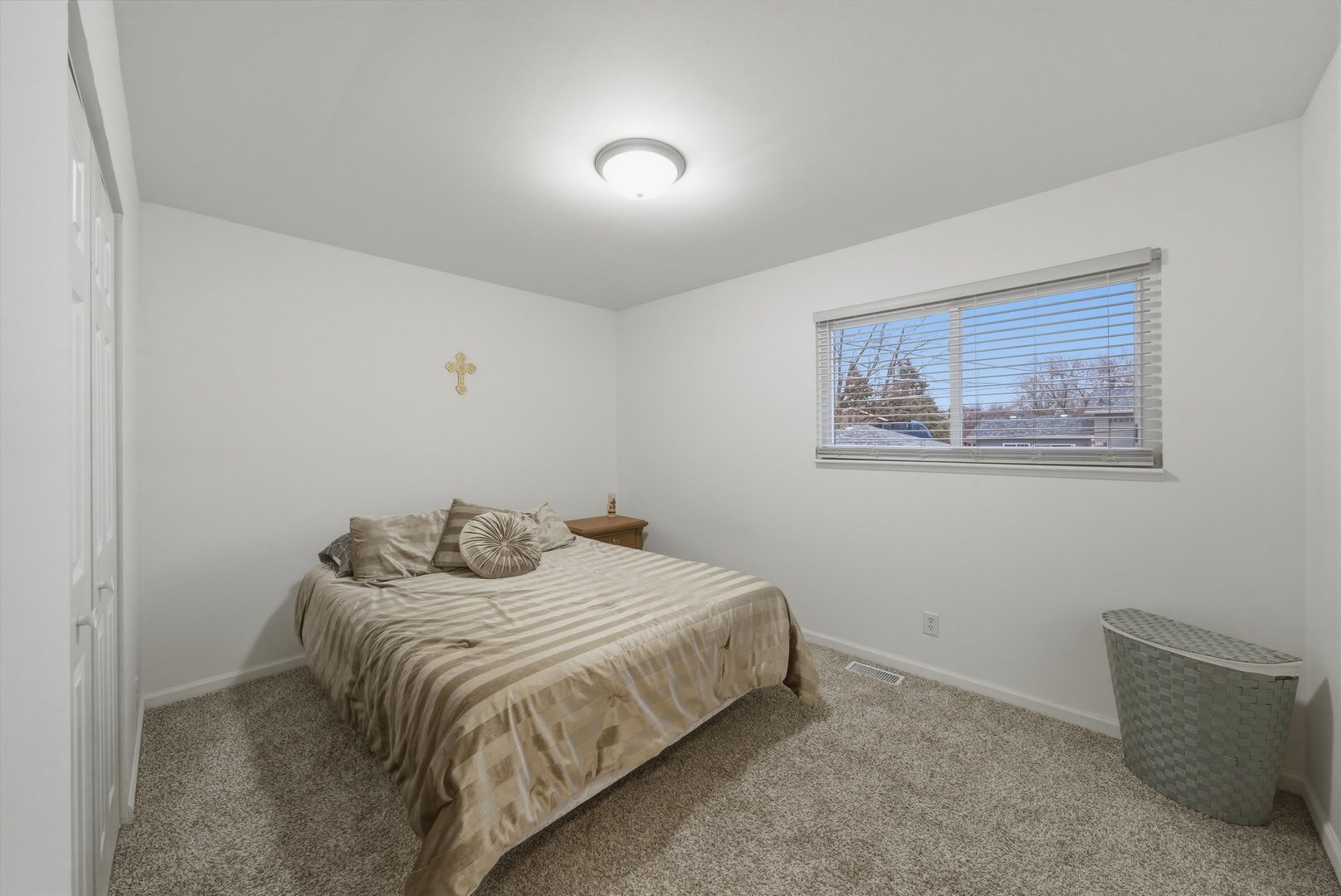 234 Malibu Drive Bolingbrook IL 60440