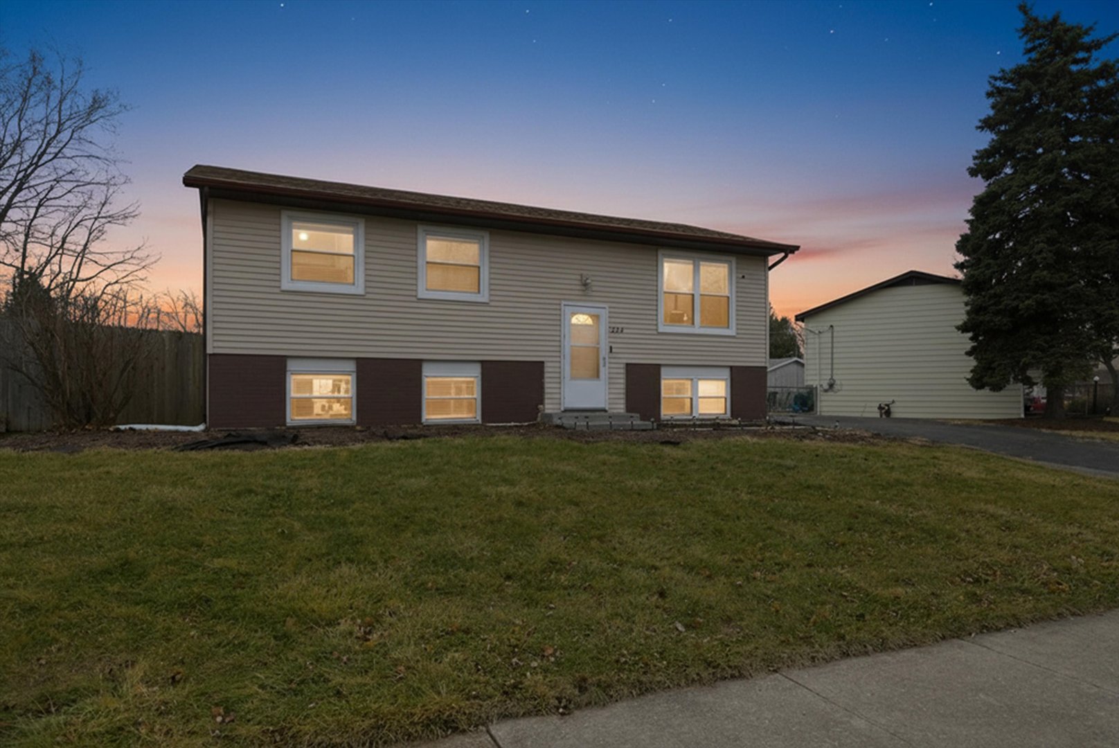 234 Malibu Drive Bolingbrook IL 60440