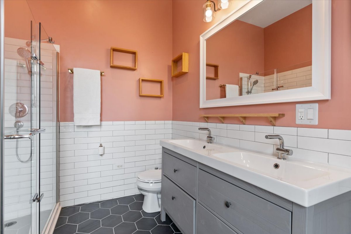 3221 West Fulton Boulevard Chicago IL 60624