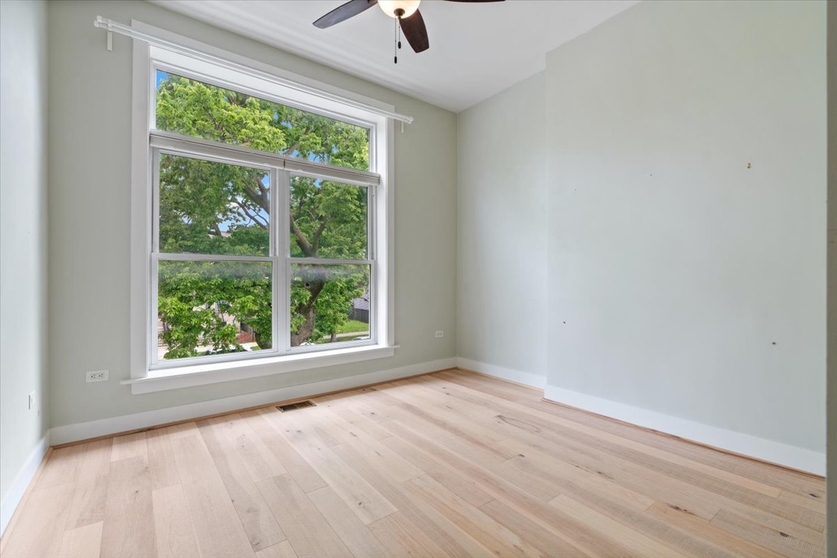 3221 West Fulton Boulevard Chicago IL 60624