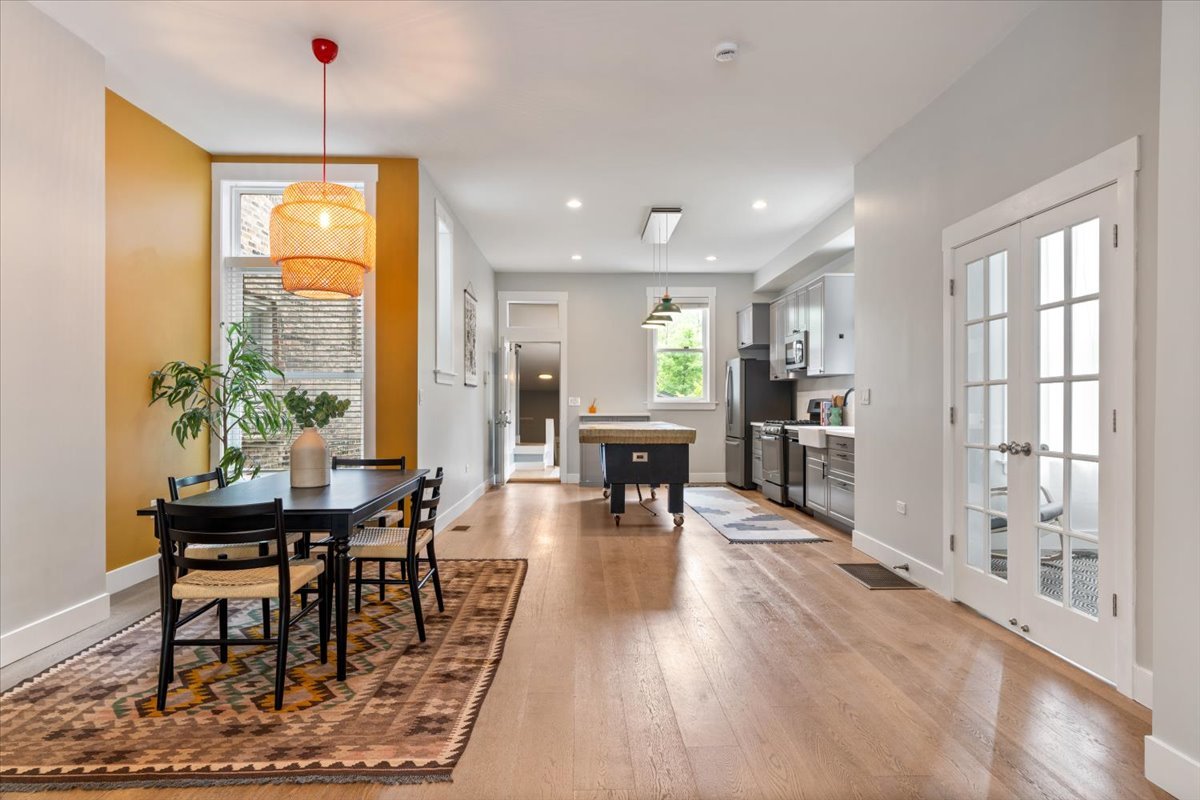 3221 West Fulton Boulevard Chicago IL 60624