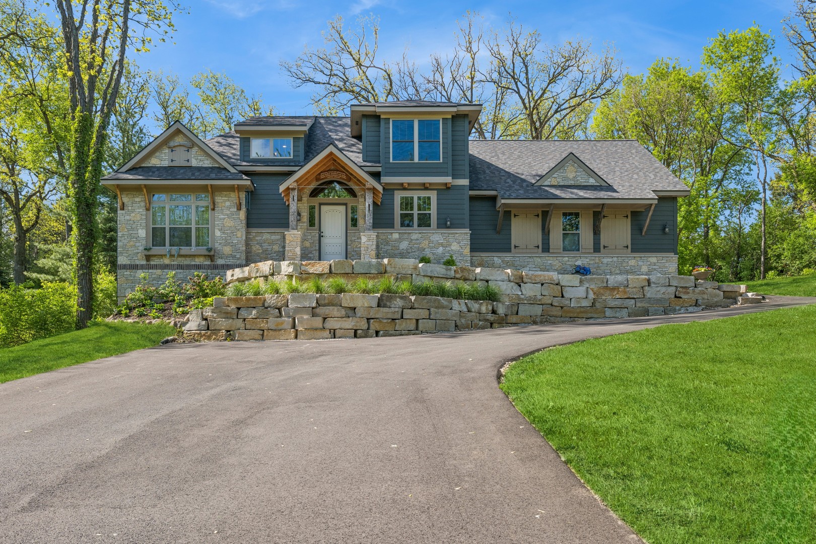 3515 Kings Lair Drive Spring Grove IL 60081