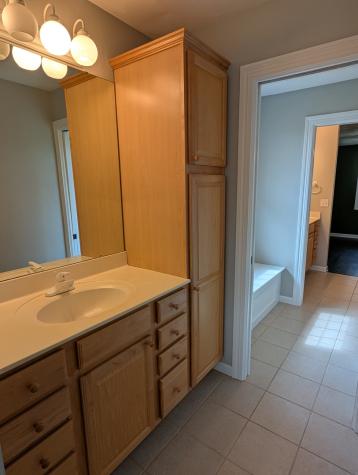 1687 Barberry Circle Freeport IL 61032