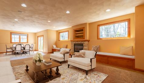 1687 Barberry Circle Freeport IL 61032