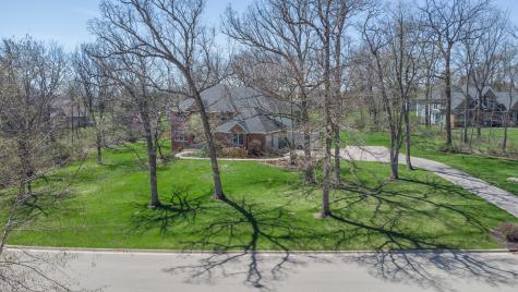 1687 Barberry Circle Freeport IL 61032