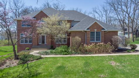 1687 Barberry Circle Freeport IL 61032