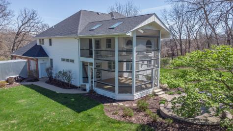 1687 Barberry Circle Freeport IL 61032