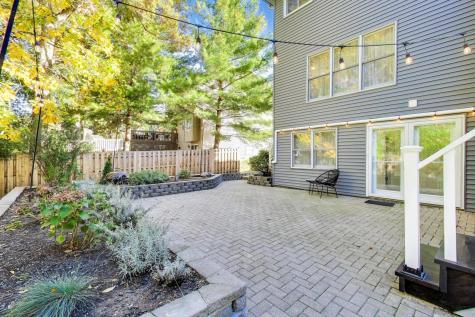 405 Windham Trail Carpentersville IL 60110