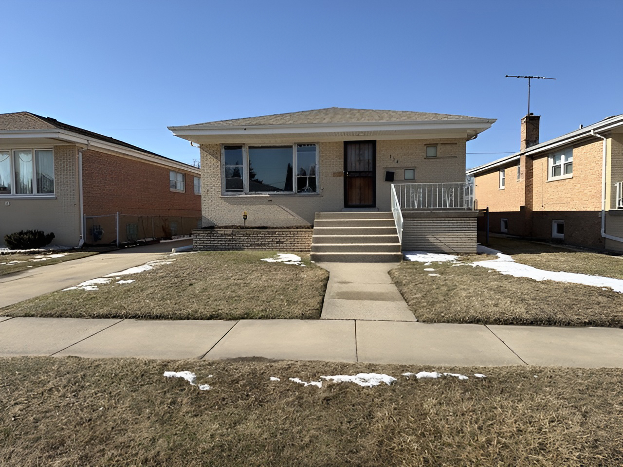 354 Calhoun Avenue Calumet City IL 60409