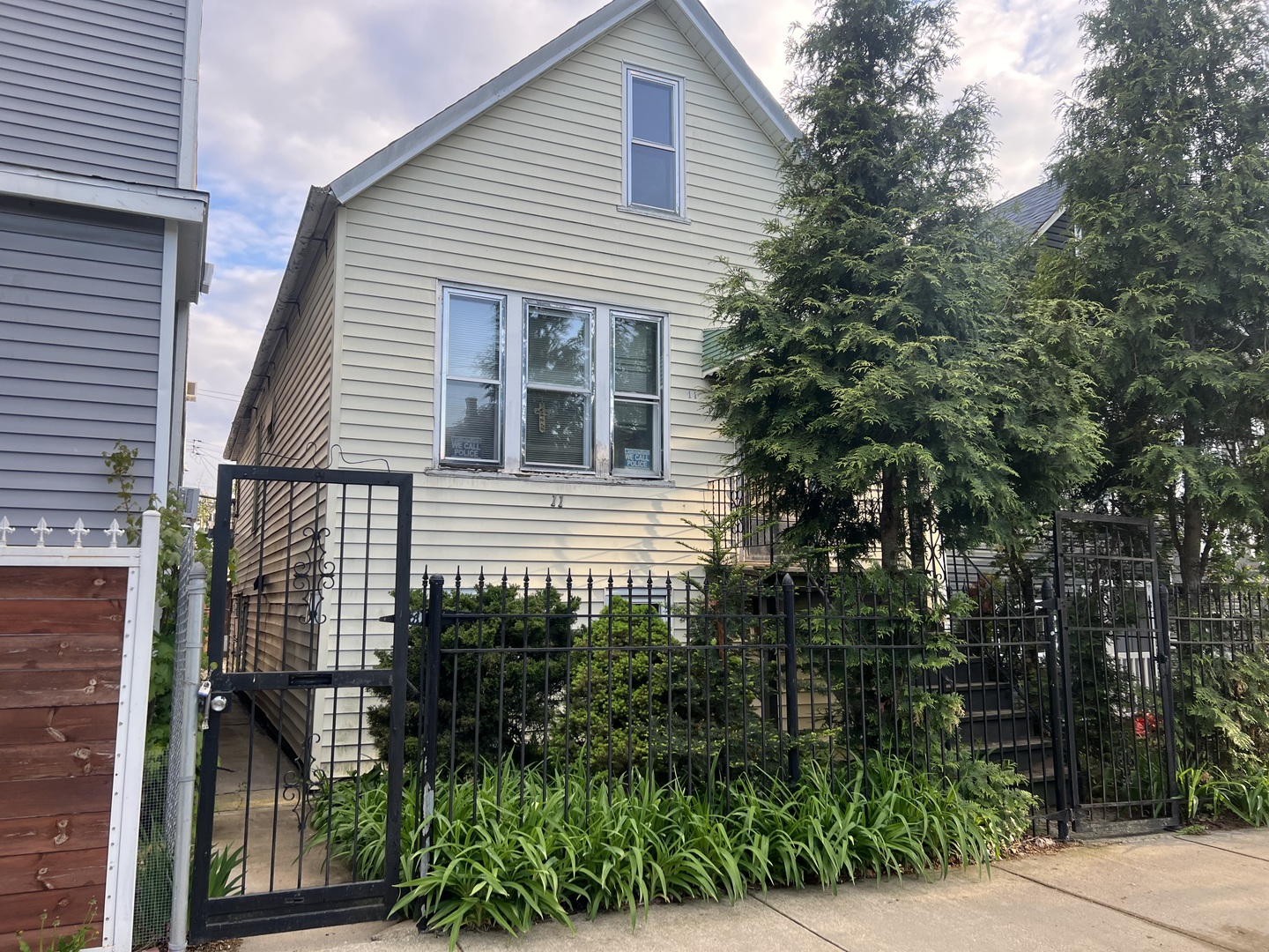 2111 West 50th Place Chicago IL 60609