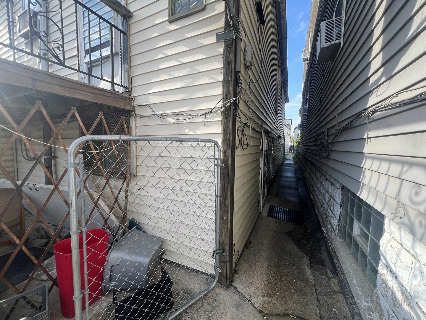 2111 West 50th Place Chicago IL 60609
