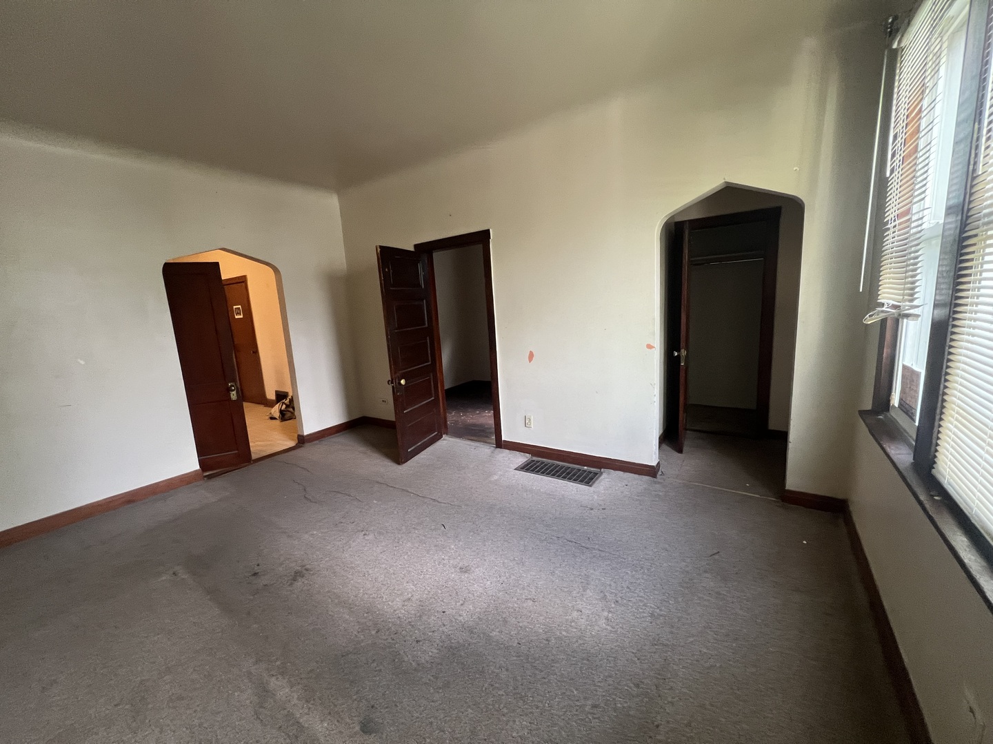 2111 West 50th Place Chicago IL 60609