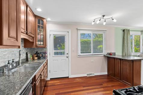 801 East Greenwood Drive Mount Prospect IL 60056
