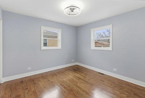 15566 Gouwens Lane South Holland IL 60473