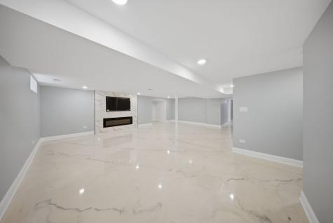 15566 Gouwens Lane South Holland IL 60473
