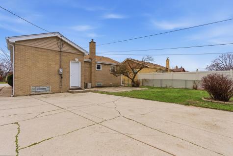 15566 Gouwens Lane South Holland IL 60473