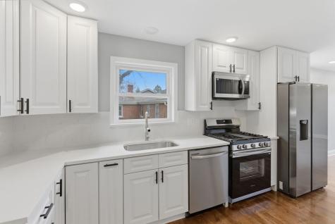 15566 Gouwens Lane South Holland IL 60473