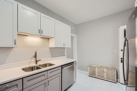 7449 South Vernon Avenue Chicago IL 60619