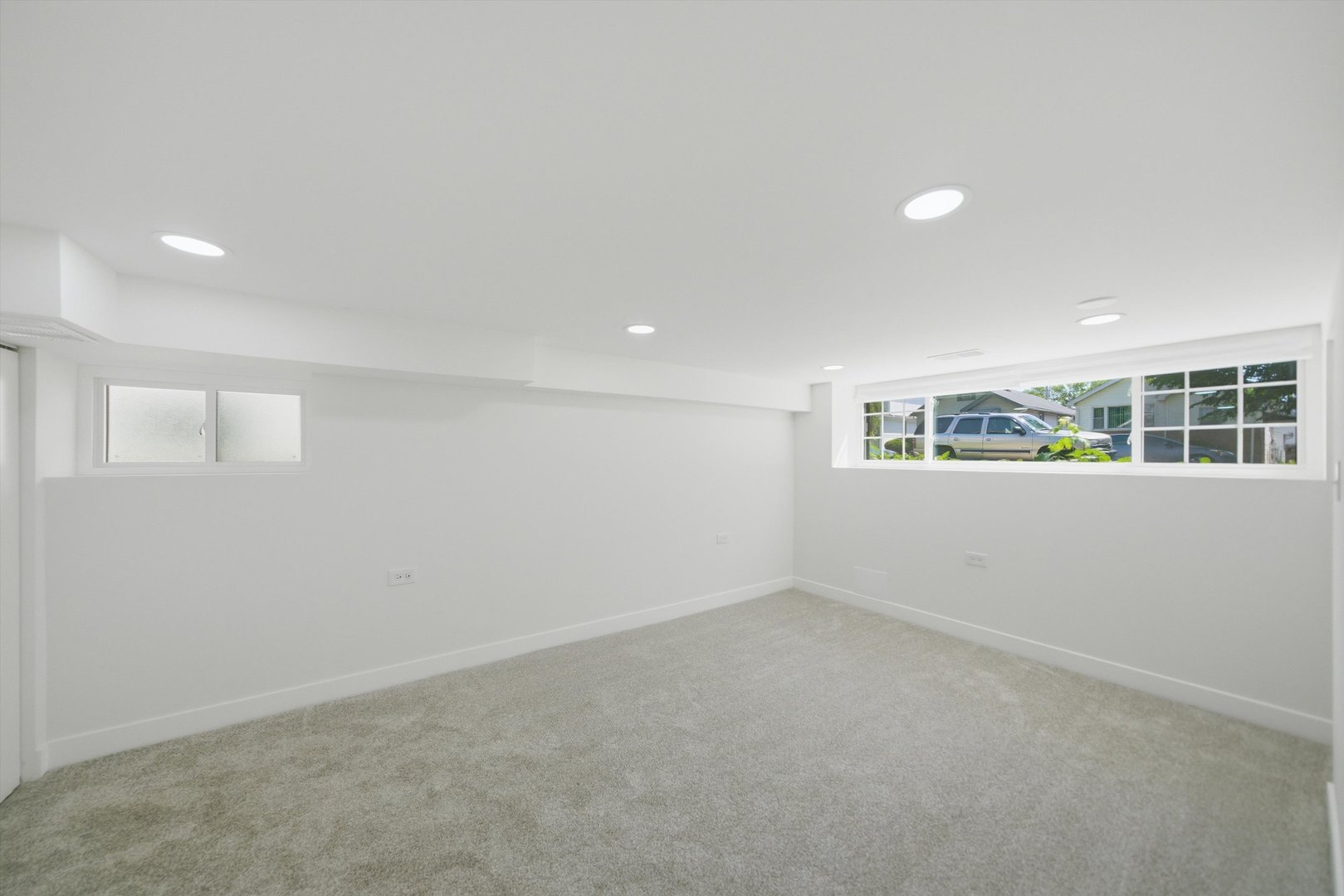 2714 North New England Avenue Chicago IL 60707