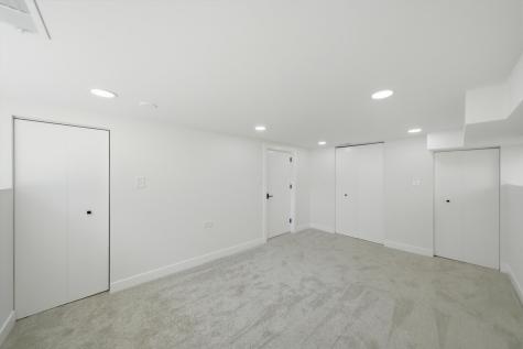 2714 North New England Avenue Chicago IL 60707