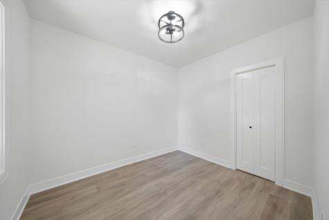2714 North New England Avenue Chicago IL 60707