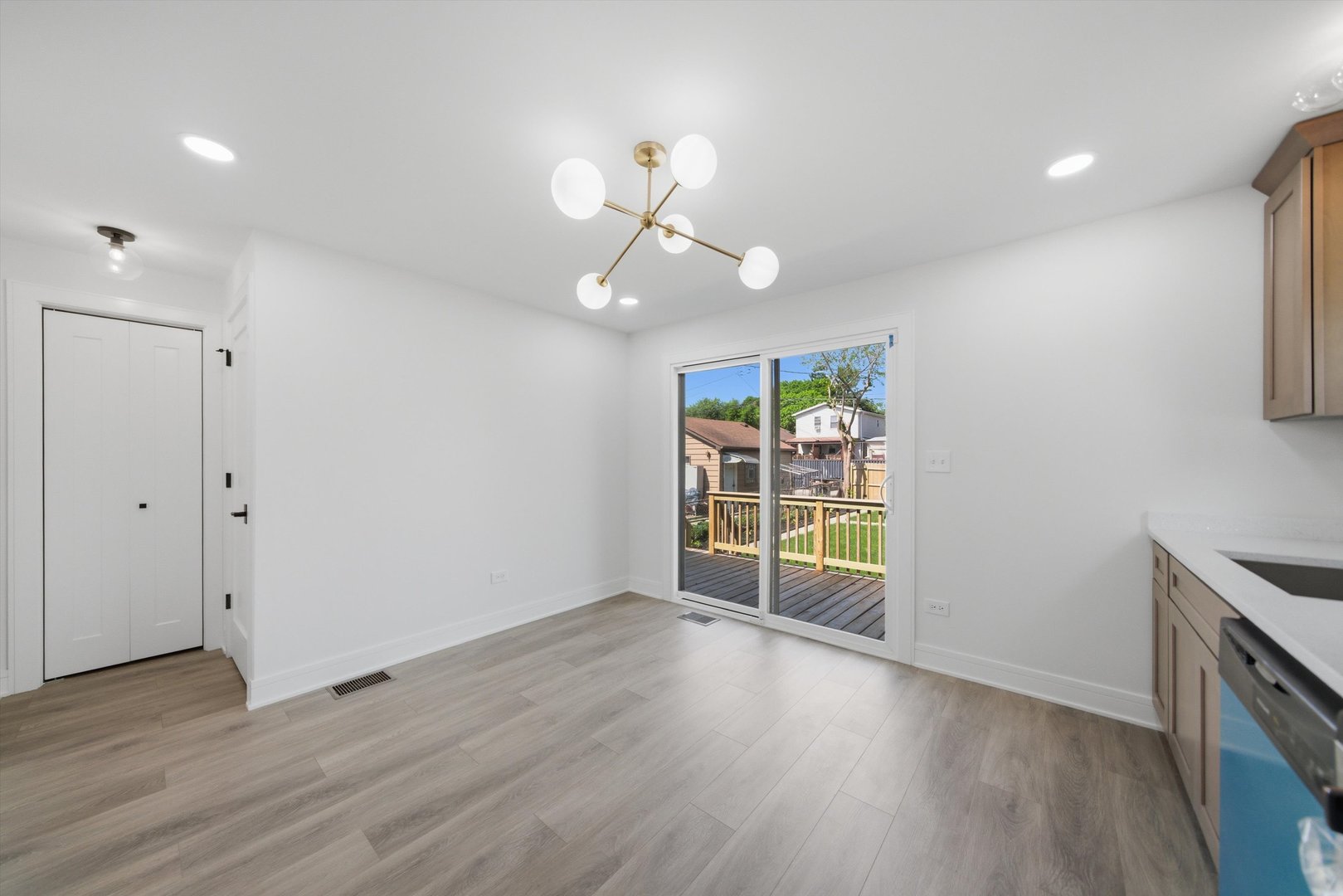 2714 North New England Avenue Chicago IL 60707