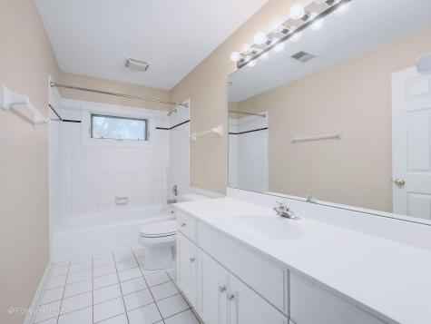800 West 7th Street Hinsdale IL 60521