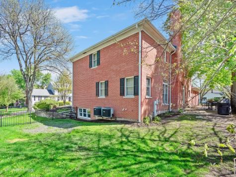 800 West 7th Street Hinsdale IL 60521