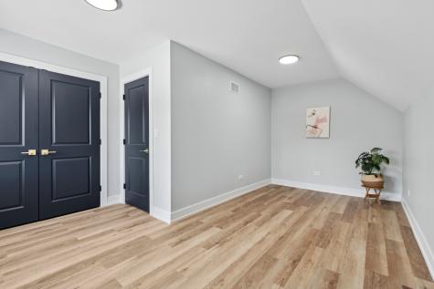 5168 South Wabash Avenue Chicago IL 60615