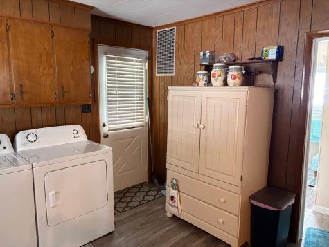 114 West Parrish Street Benton IL 62812