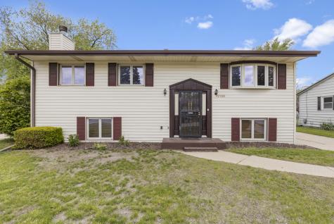 2120 Coronet Road Loves Park IL 61111