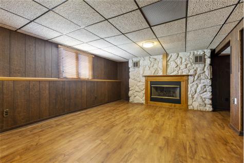 2120 Coronet Road Loves Park IL 61111