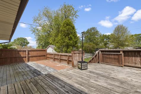 2120 Coronet Road Loves Park IL 61111