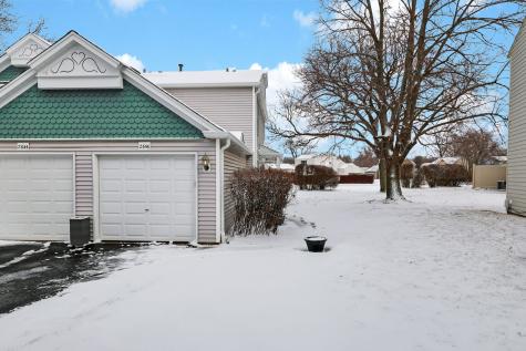2646 Country Oaks Court Aurora IL 60502
