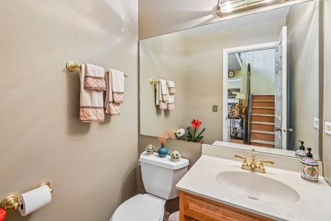 214 Carmelhead Lane Schaumburg IL 60193