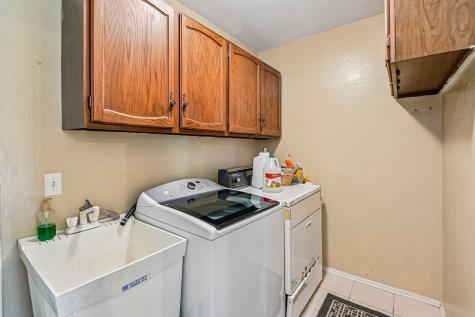 214 Carmelhead Lane Schaumburg IL 60193