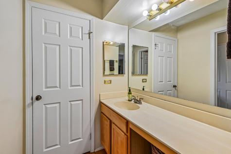 214 Carmelhead Lane Schaumburg IL 60193