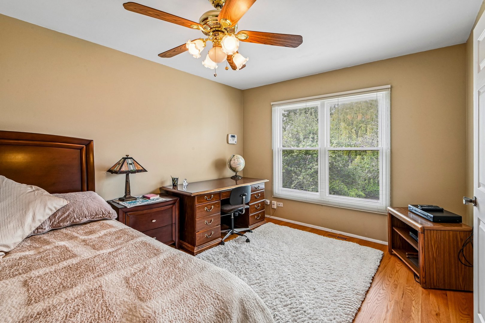 214 Carmelhead Lane Schaumburg IL 60193