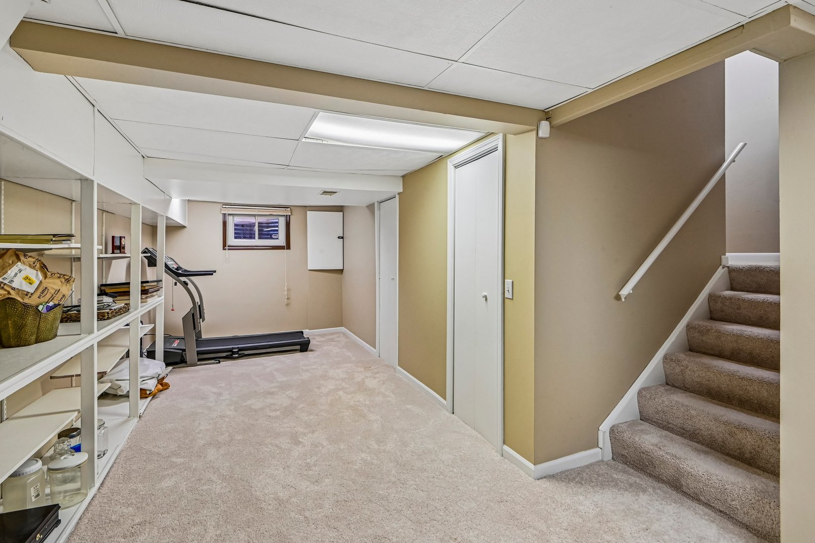 214 Carmelhead Lane Schaumburg IL 60193