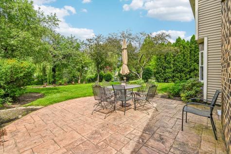 214 Carmelhead Lane Schaumburg IL 60193