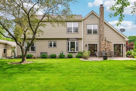 214 Carmelhead Lane Schaumburg IL 60193