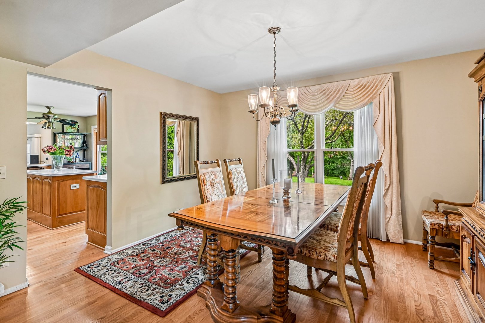 214 Carmelhead Lane Schaumburg IL 60193