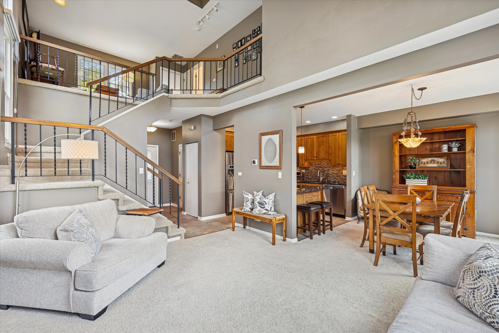 56 North Golfview Court Glendale Heights IL 60139