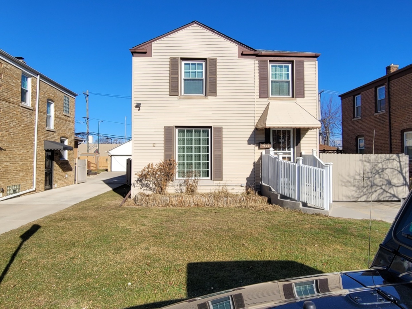 7432 West Gregory Street Chicago IL 60656