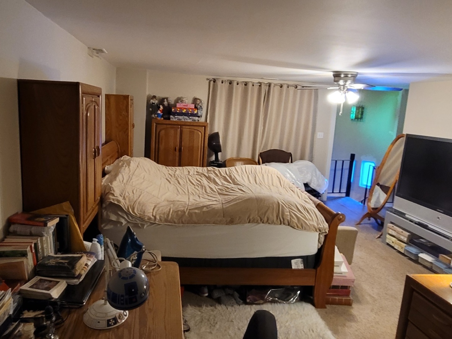 7432 West Gregory Street Chicago IL 60656