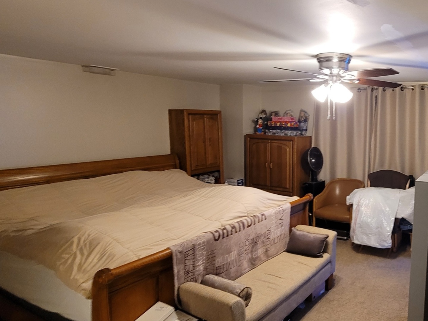 7432 West Gregory Street Chicago IL 60656