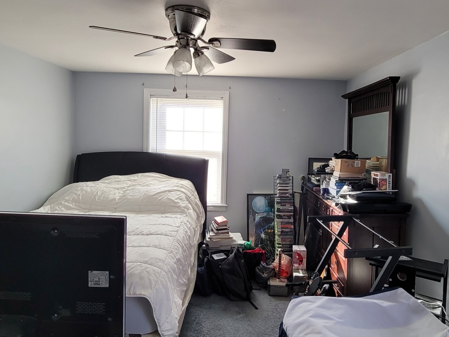 7432 West Gregory Street Chicago IL 60656